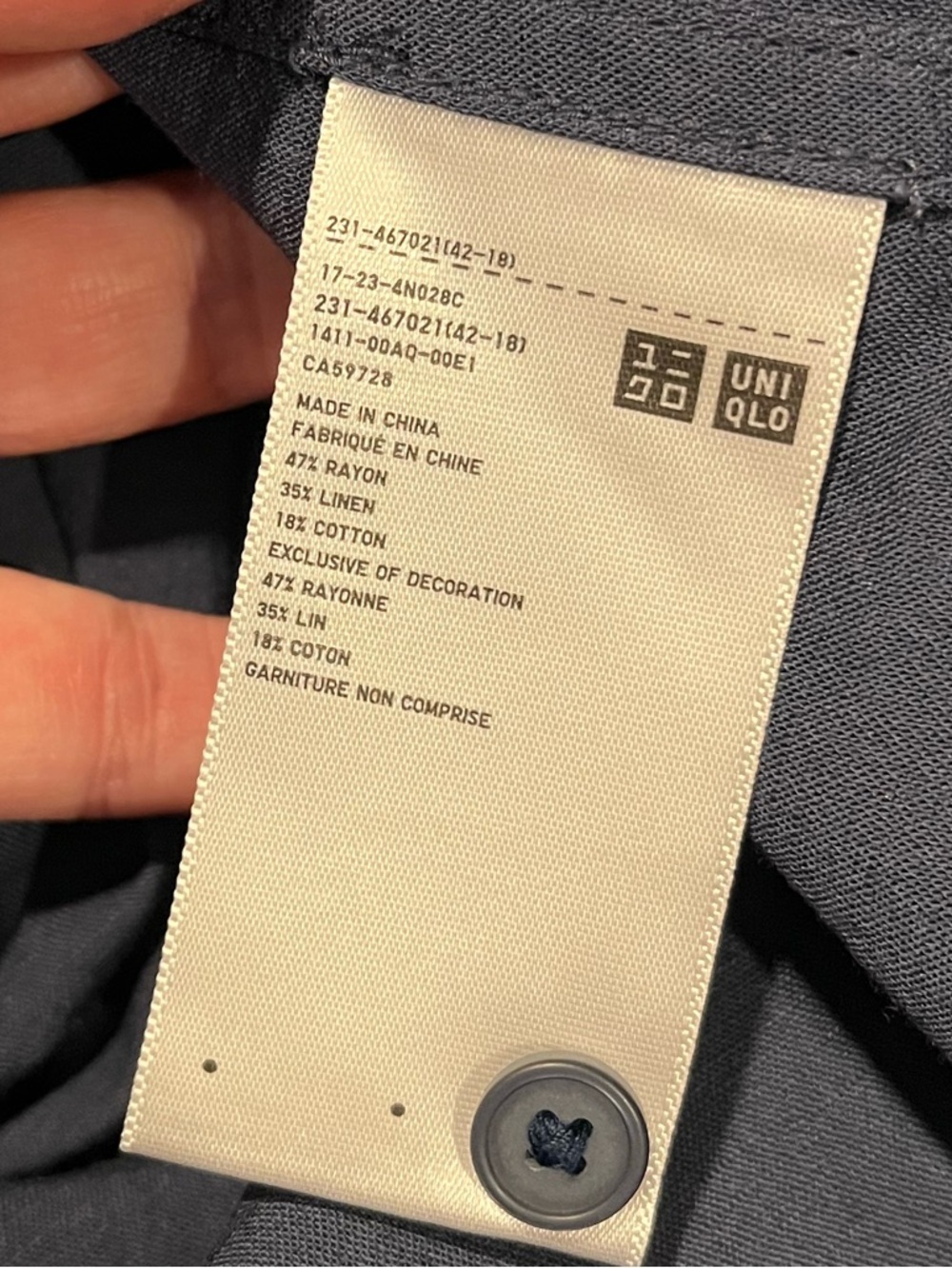 UNIQLO × JW ANDERSON Blue Sleeveless Button-Up Blouse Size M - Picture 8 of 8